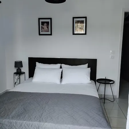 The Lemon Yard 2bedroom Appartement Kalligoni